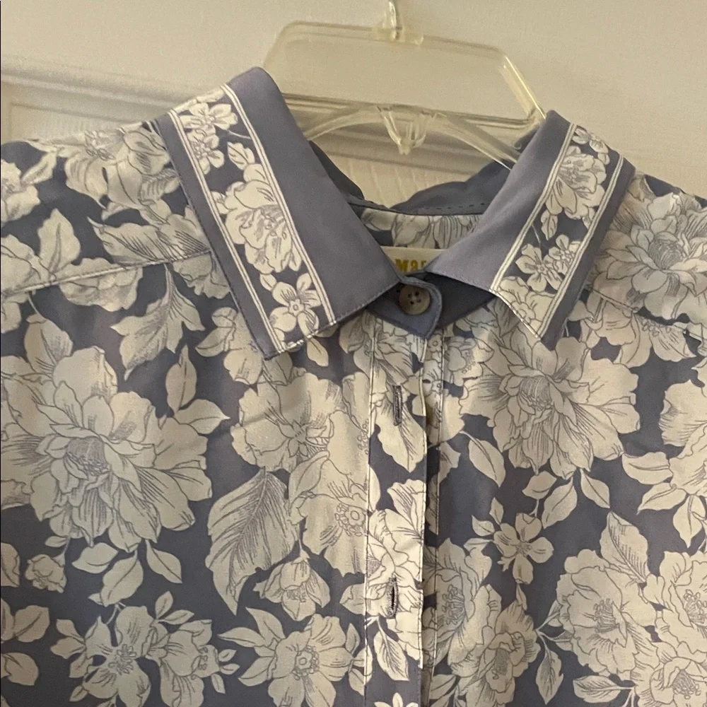 Maeve Floral Button-Down Blouse in Lavender and Cream - Picture 3 of 3